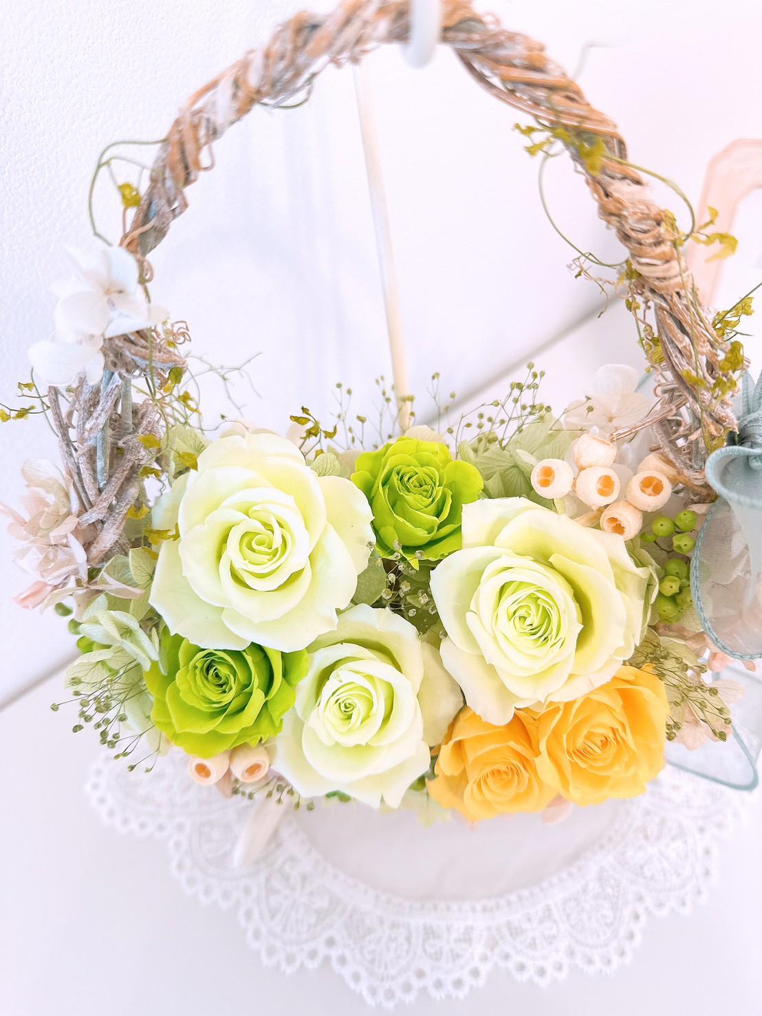 フレッシュグリーンのエッグバスケット リース イエロー 緑 黄色 母の日2026  結婚 記念日 新築 出産 長寿 祝い | 8枚目